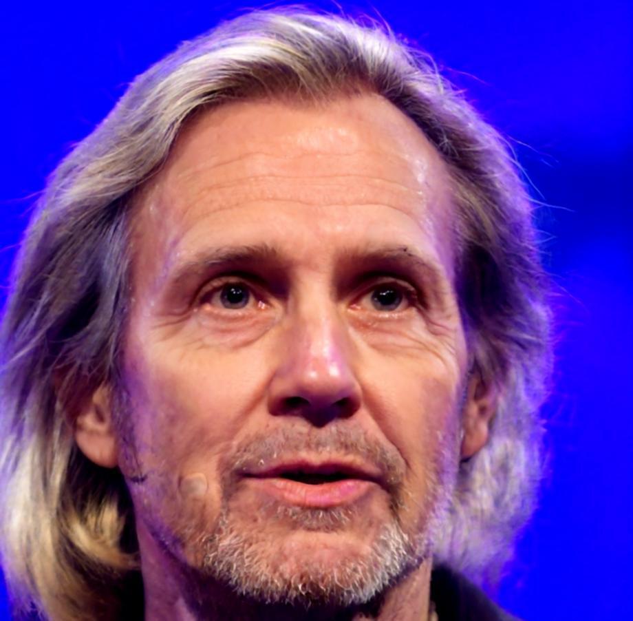 Portraitfoto von Tillmann Radeke